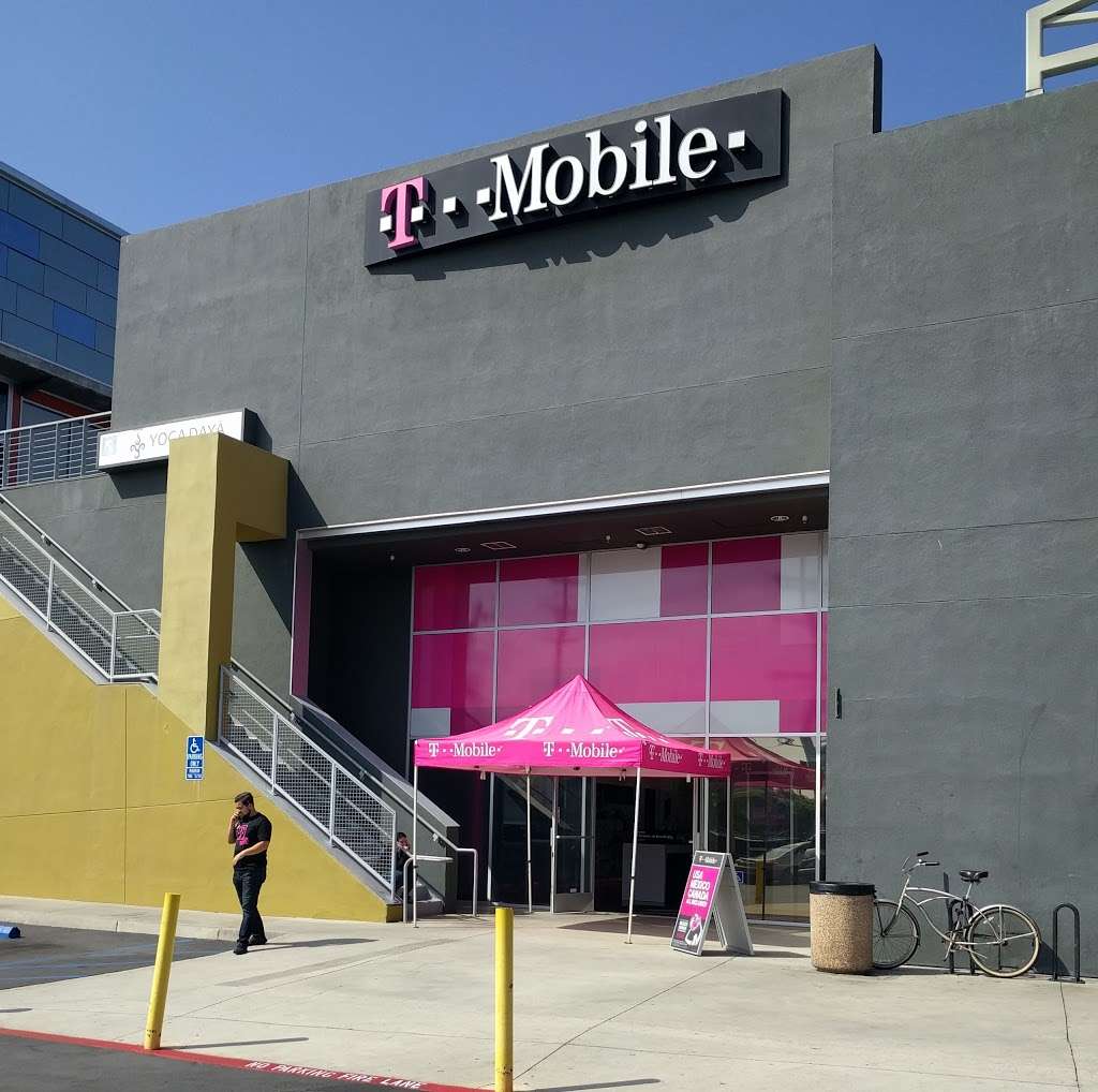 T-Mobile | 8985 Venice Blvd Suite A2, Los Angeles, CA 90034, USA | Phone: (310) 837-7335