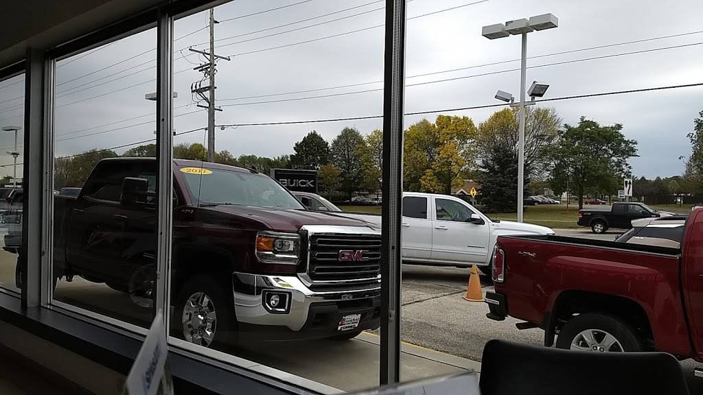 Brookfield Buick Gmc | 13000 W Capitol Dr, Brookfield, WI 53005, USA | Phone: (877) 276-5131