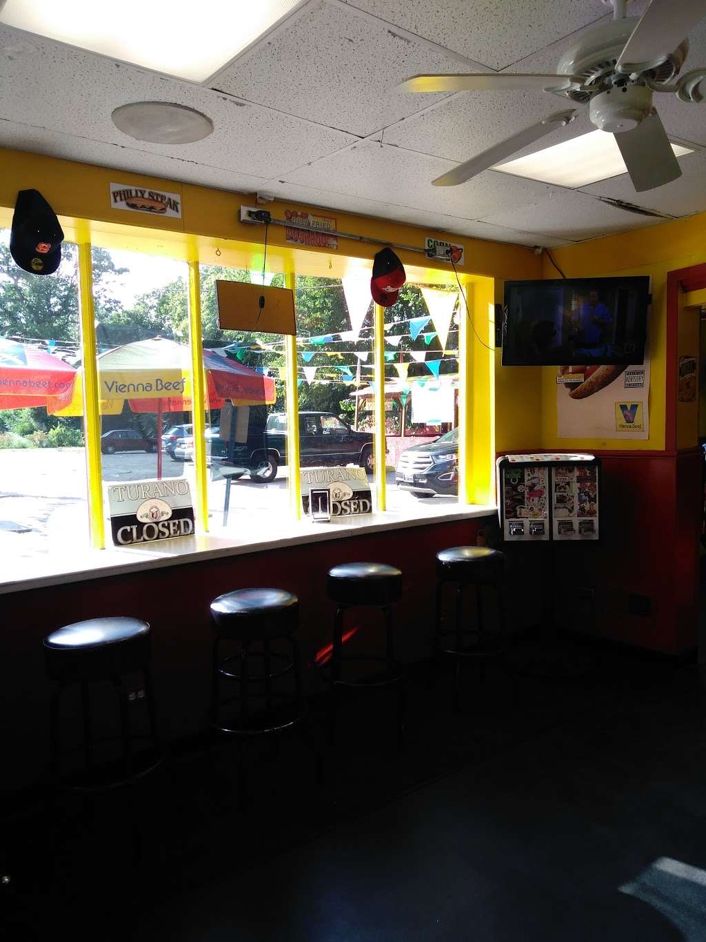 J-Town Eatery | 2501 Lincoln Hwy, Joliet, IL 60432, USA | Phone: (815) 722-9000