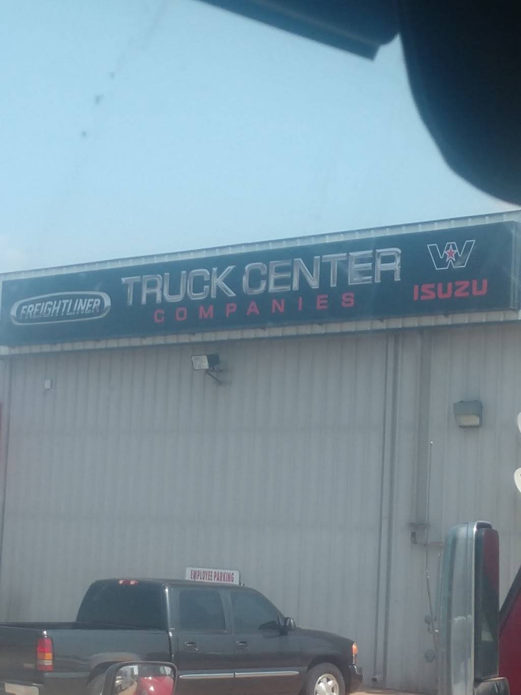 Truck Center Companies - Wichita | 2955 S West St, Wichita, KS 67217, USA | Phone: (316) 945-5600