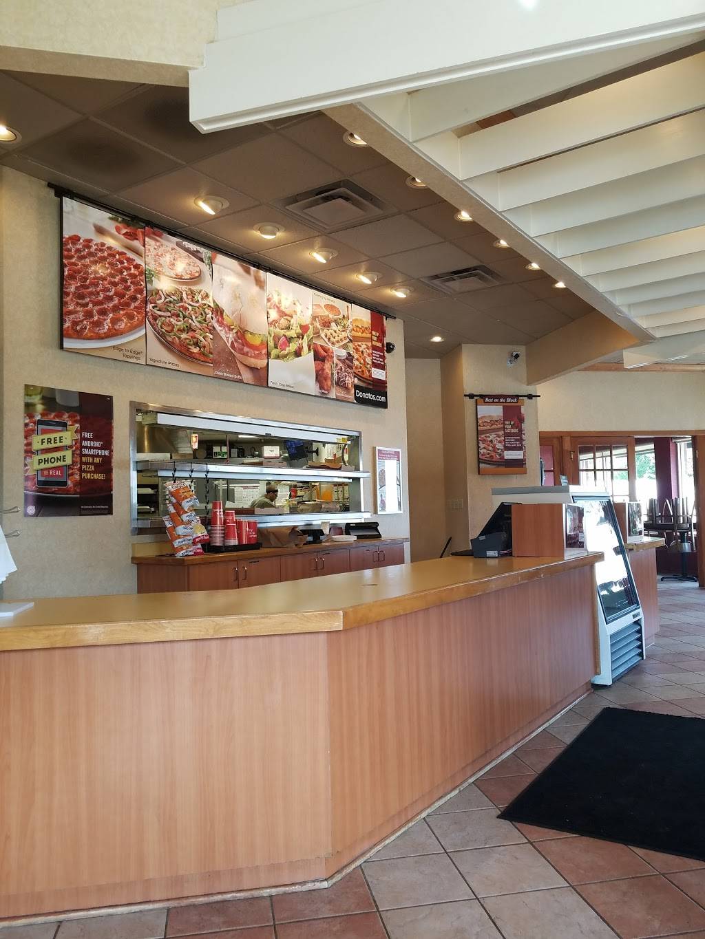 Donatos Pizza | 2922 Noe Bixby Rd, Columbus, OH 43232, USA | Phone: (614) 759-8888
