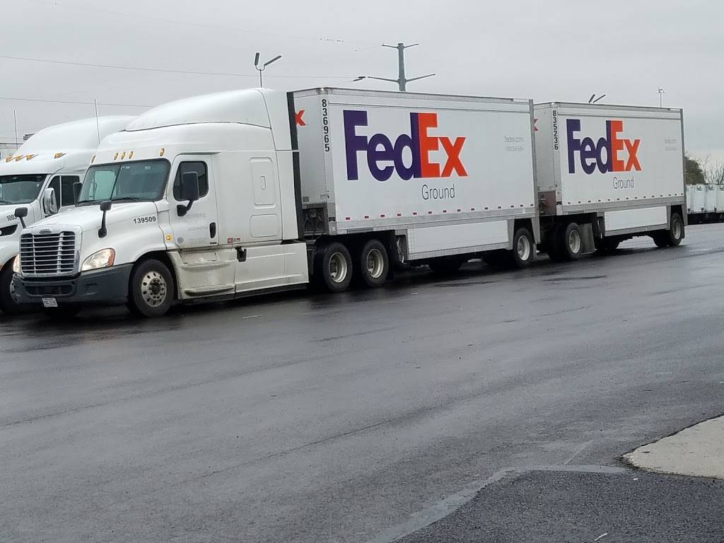 FedEx Ground | 6120 S Meadows Dr, Grove City, OH 43123, USA | Phone: (800) 463-3339