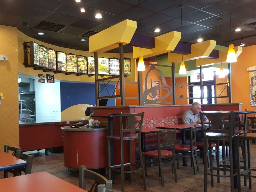 Taco Bell | 9854 S Military Trail, Boynton Beach, FL 33436, USA | Phone: (561) 734-8226