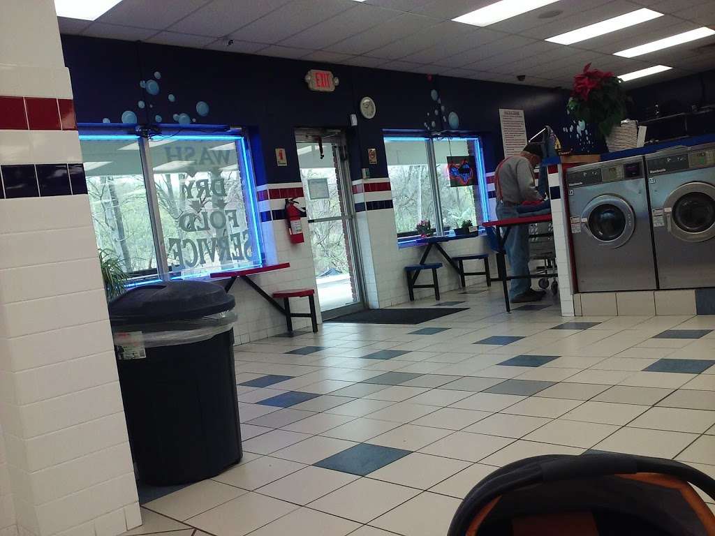 Sonic Suds Laundromat - laundry  | Photo 4 of 6 | Address: 110 Sparta Ave, Newton, NJ 07860, USA | Phone: (973) 383-2250