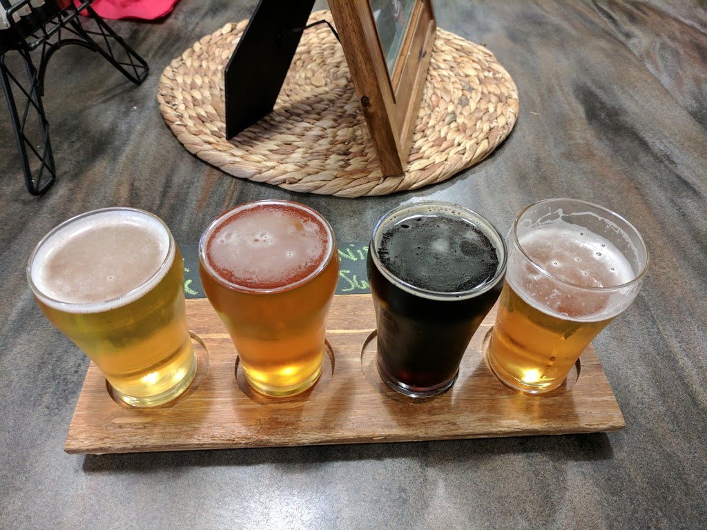 Rickenbackers Cafe and Bar | 8500 Azalea Ct, Tampa, FL 33621, USA | Phone: (813) 828-7425