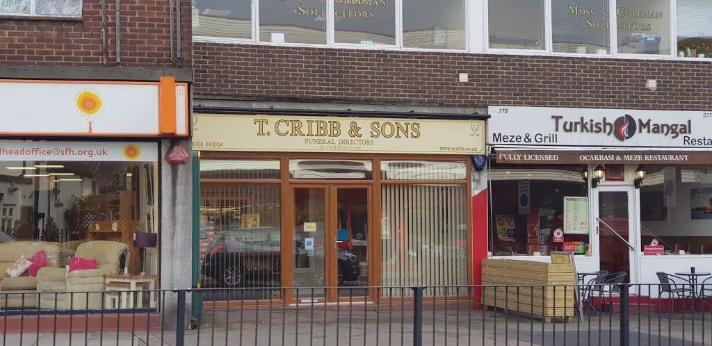 T Cribb & Sons | 180 High St, Hornchurch RM12 6QP, UK | Phone: 01708 443024