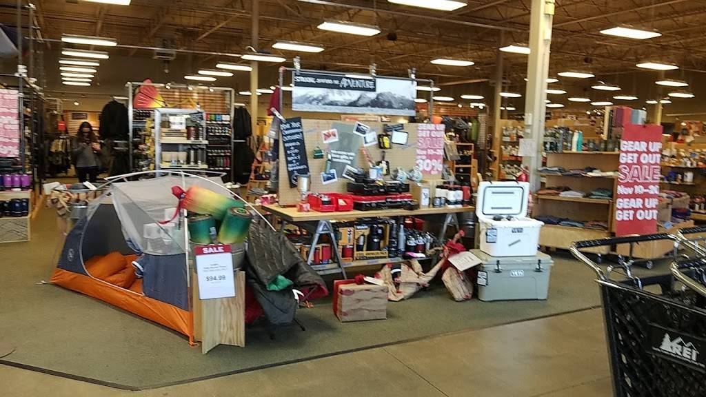 REI | 5375 S Wadsworth Blvd, Lakewood, CO 80123, USA | Phone: (303) 932-0600