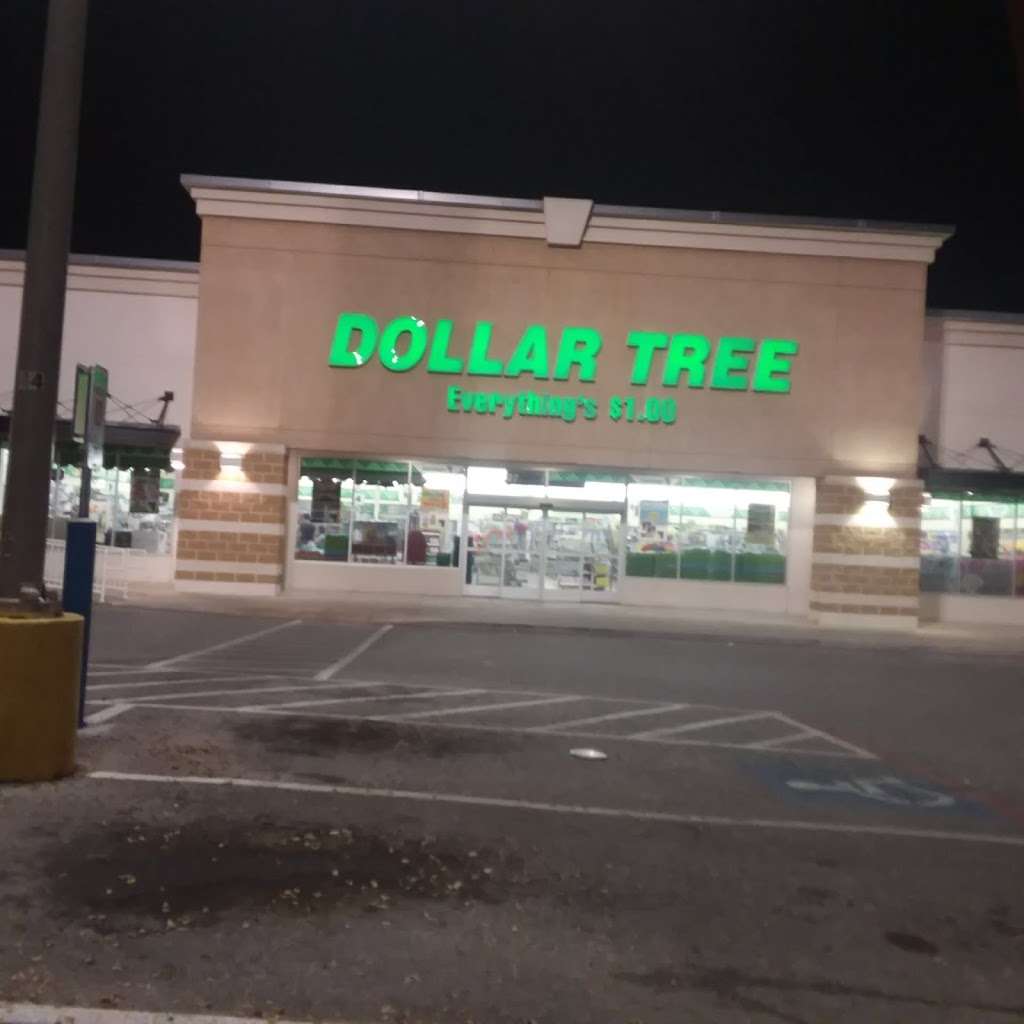 Dollar Tree | 3127 SE Military Dr #131, San Antonio, TX 78223, USA | Phone: (210) 536-0133