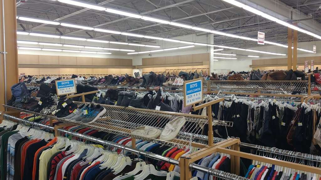 MyUnique Thrift | 525 Old Country Rd, Westbury, NY 11590, USA | Phone: (516) 338-1760