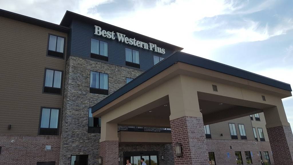 Best Western Plus Lincoln Inn & Suites | 2201 Wildcat Cir, Lincoln, NE 68521, USA | Phone: (402) 438-0088