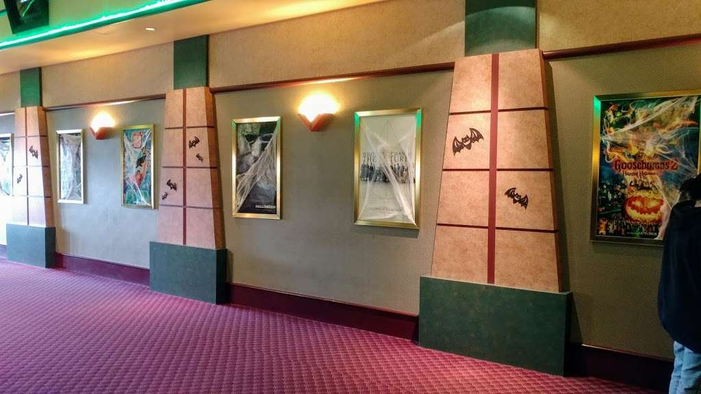 Mahoning Valley Cinema | 1241 Blakeslee Boulevard E #5, Lehighton, PA 18235, USA | Phone: (570) 386-4406