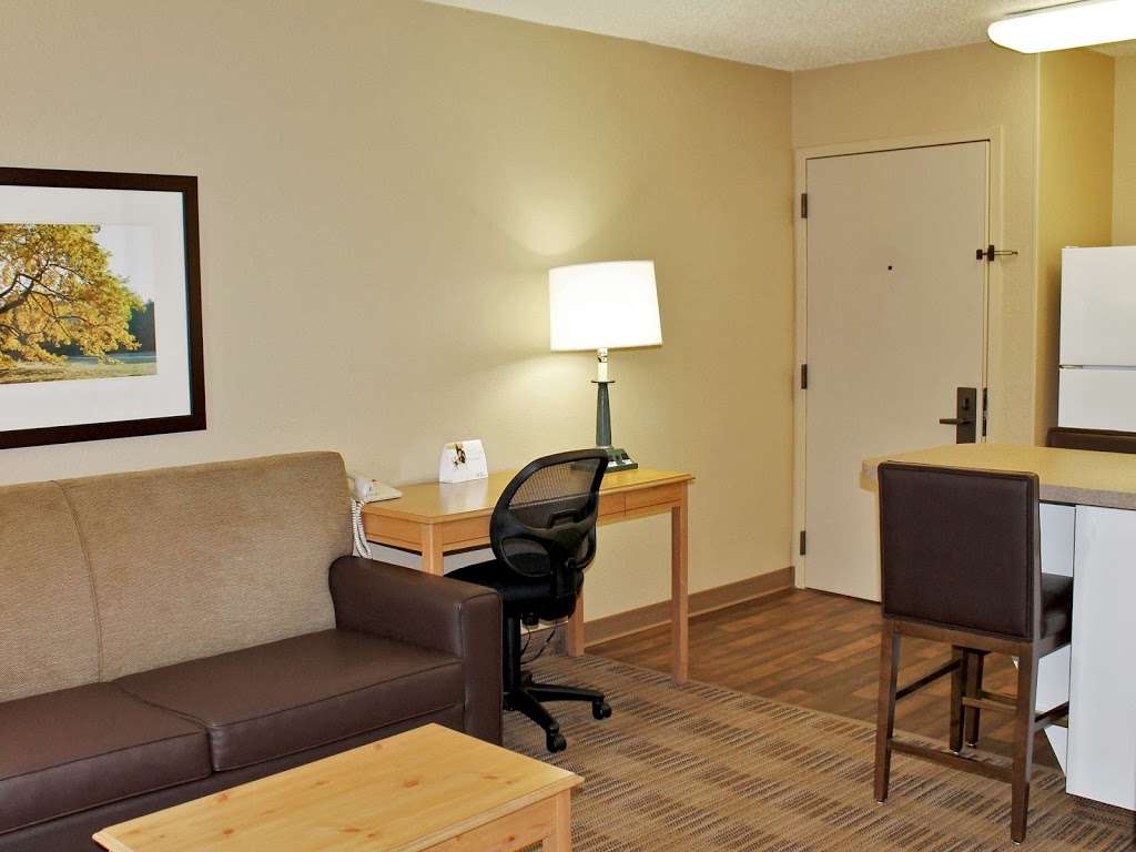 Extended Stay America Meadowlands - East Rutherford | 300 NJ-3, East Rutherford, NJ 07073, USA | Phone: (201) 939-8866