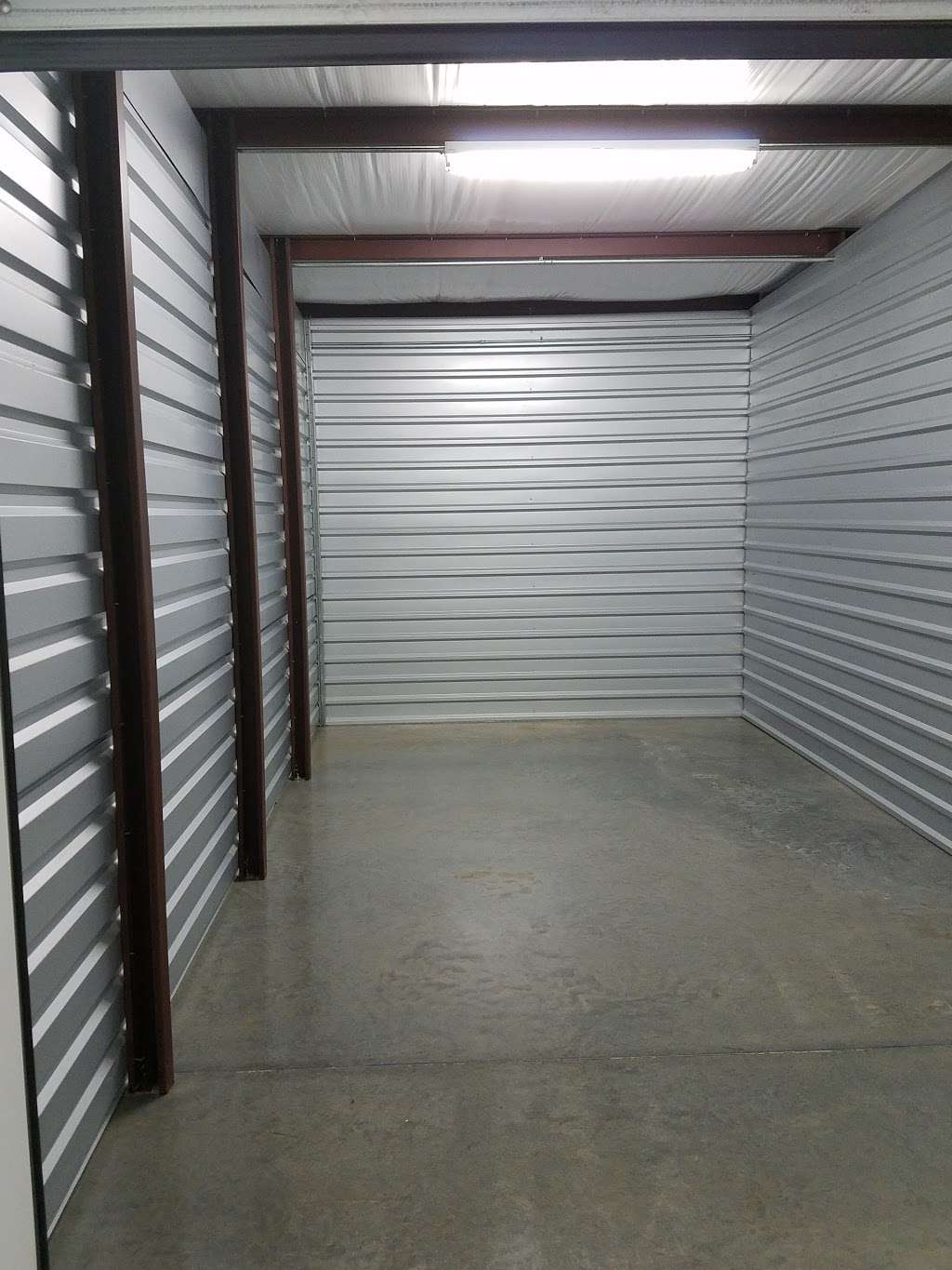 Lochness Storage | 13000 Calvary Rd, Willis, TX 77318, USA | Phone: (936) 890-5400