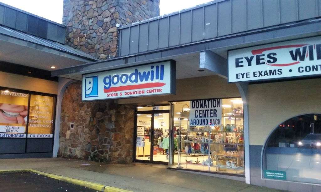 Goodwill Industries Store & Donation Center | 415 NJ-18, East Brunswick, NJ 08816 | Phone: (732) 651-1091