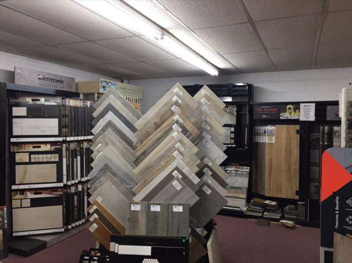 Thomas Floor & Wall Coverings | 808 15th St SE, De Motte, IN 46310, USA | Phone: (219) 987-2525