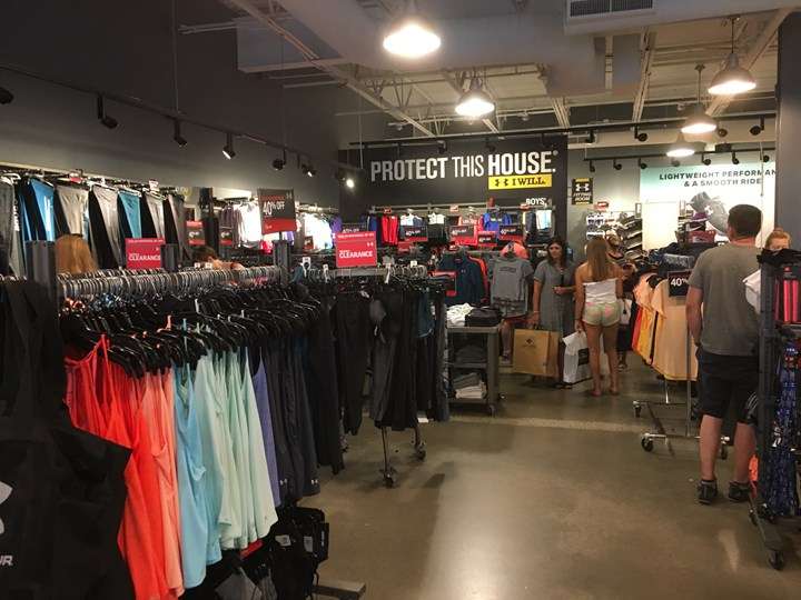 Under Armour Factory House | 80 Premium Outlets Blvd Suite 507, Merrimack, NH 03054, USA | Phone: (603) 424-7387