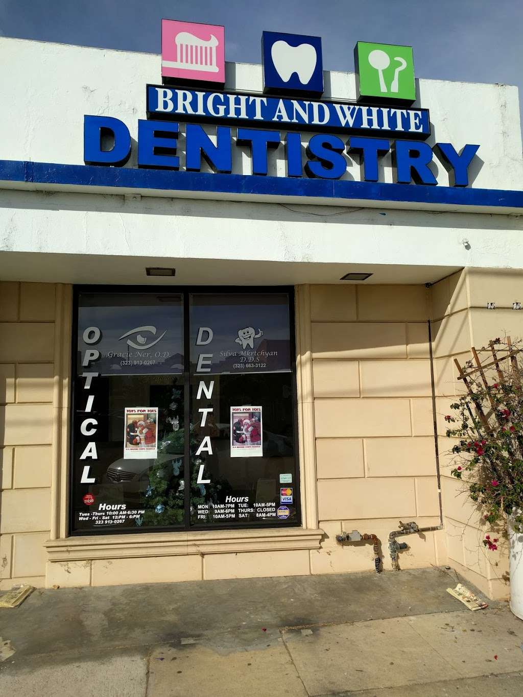 Bright and White Dentistry | 3171 Glendale Blvd, Los Angeles, CA 90039, USA | Phone: (323) 663-3122