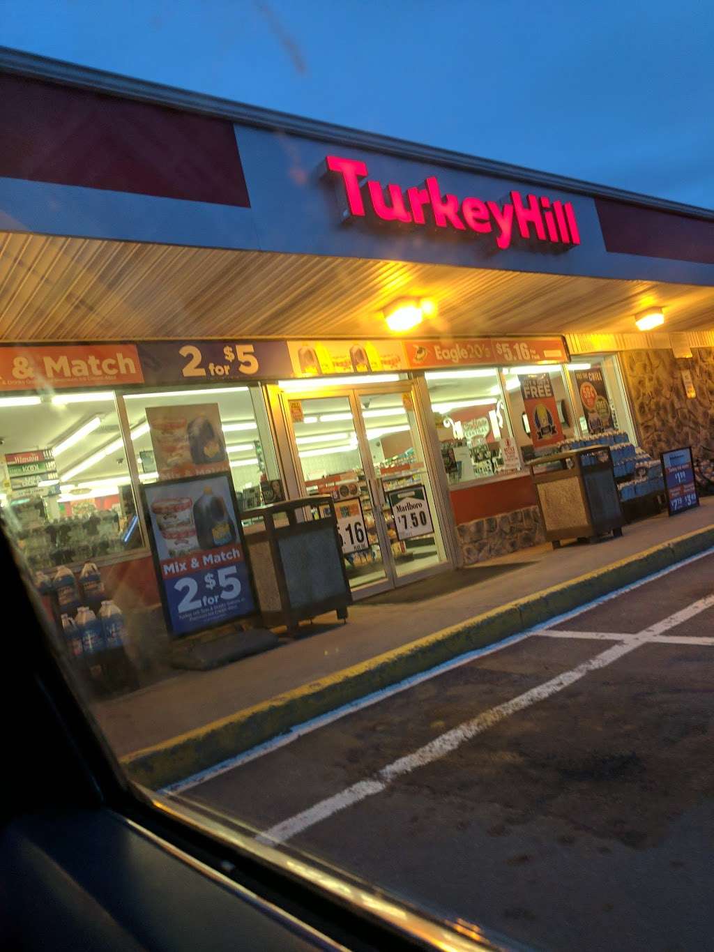 Turkey Hill Minit Market | 893 Market St, Bangor, PA 18013, USA | Phone: (610) 588-0824