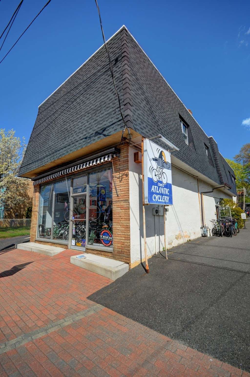 Toms Atlantic Cyclery | 188 1st Ave, Atlantic Highlands, NJ 07716, USA | Phone: (732) 291-2664