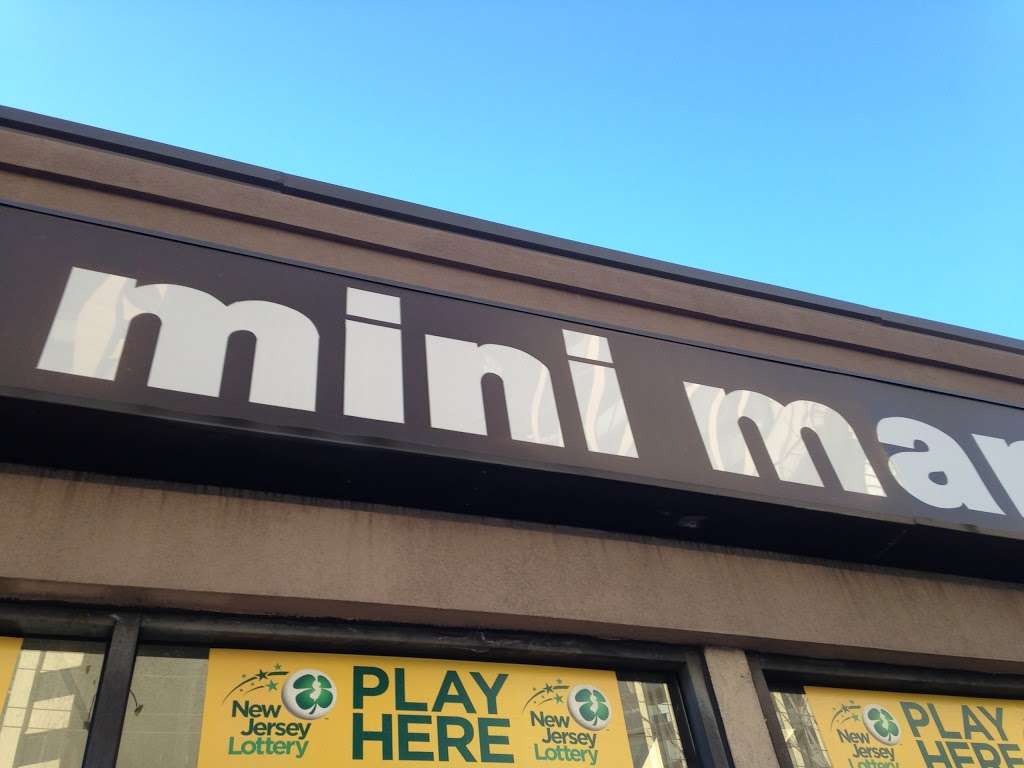 Mini Mart Deli | Photo 1 of 1 | Address: 773 Palisade Ave, Cliffside Park, NJ 07010, USA | Phone: (201) 224-5939