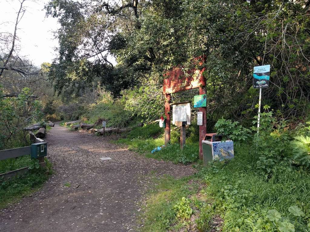 El Centro Trailhead (Dimond Canyon) | El Centro Ave, Oakland, CA 94602, USA