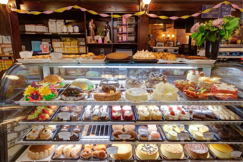 Pasticceria Monteleone BK | 355 Court St, Brooklyn, NY 11231 | Phone: (718) 852-5600