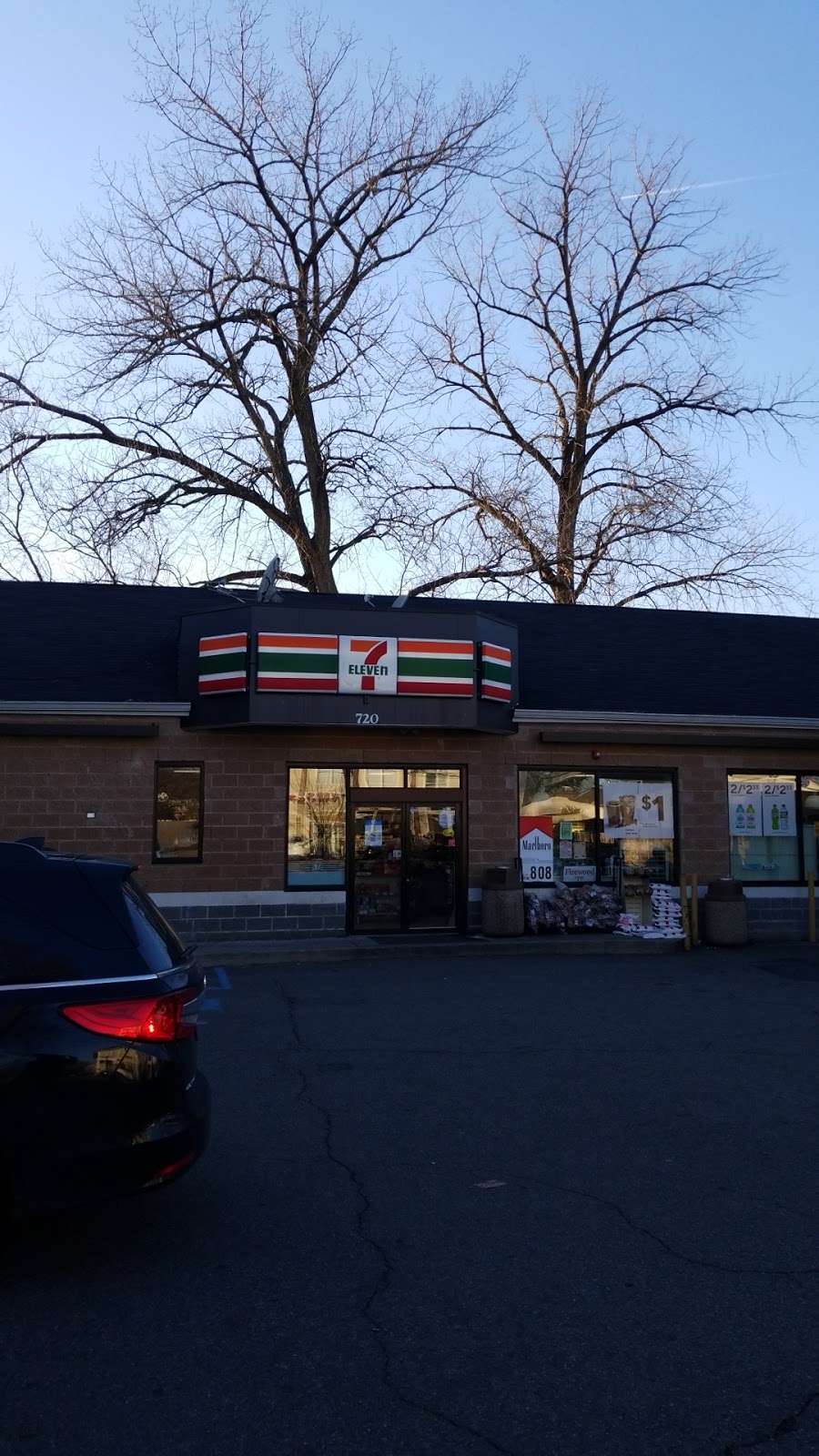 7-Eleven | 720 River Rd, New Milford, NJ 07646, USA | Phone: (201) 261-2657