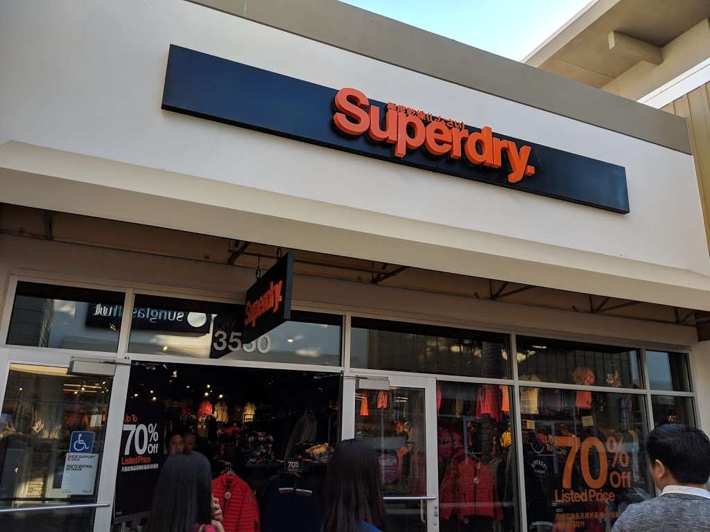 Superdry™ | 2774 Livermore Outlets Dr #3550, Livermore, CA 94551, USA | Phone: (925) 344-4365