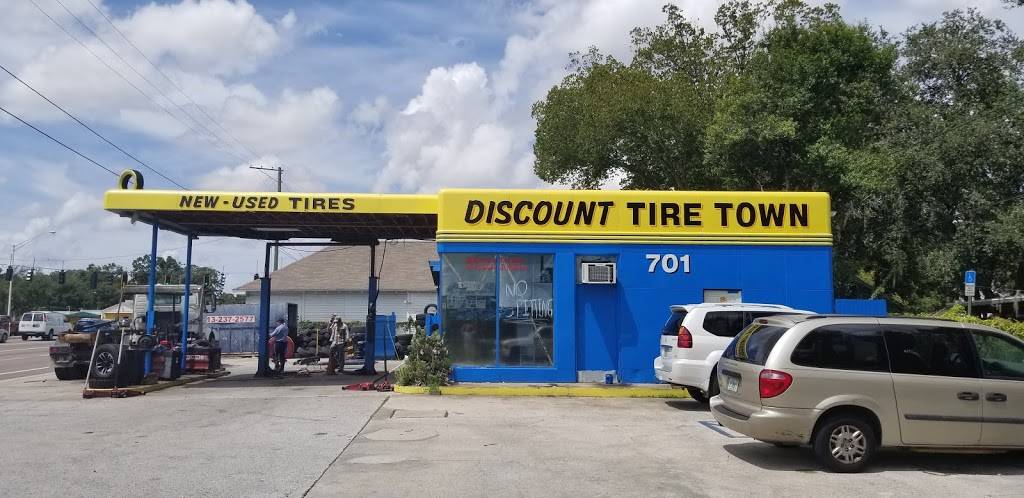 Discount Tire Town | 701 W Hillsborough Ave, Tampa, FL 33603, USA | Phone: (813) 237-2577