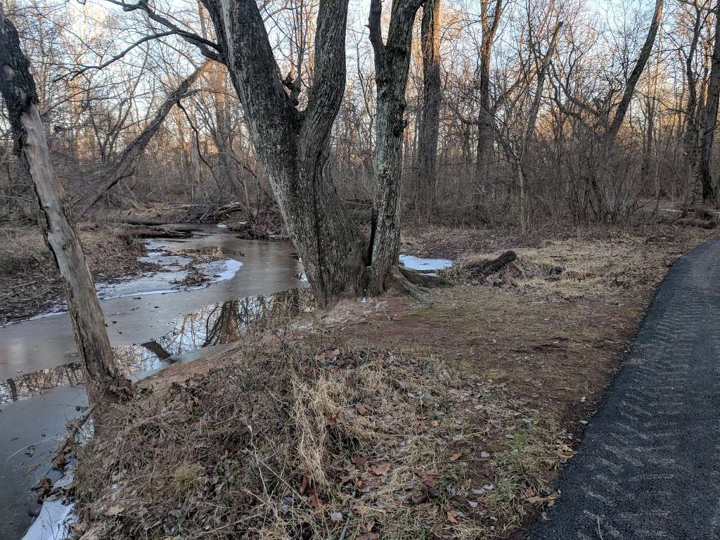 Horsepen Run Stream Valley Park | Herndon, VA 20171