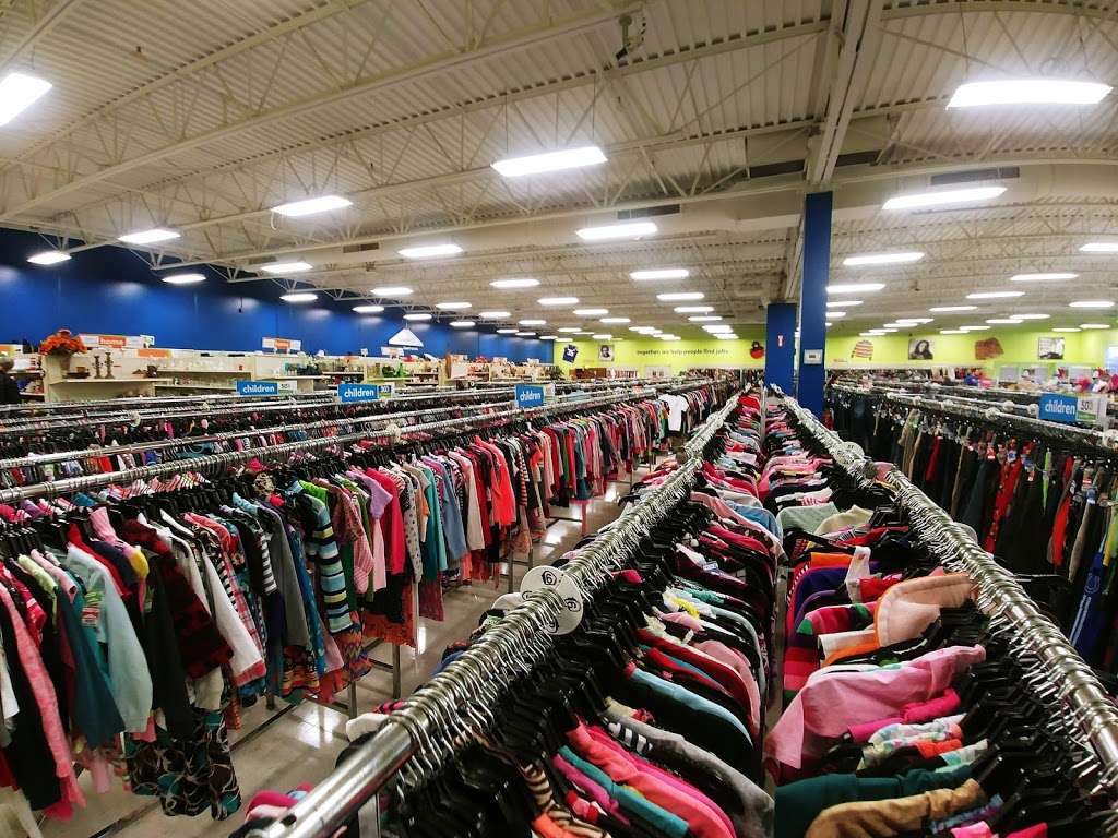 Goodwill Store | 1284 Liberty Dr, Bloomington, IN 47401, USA | Phone: (812) 336-8104