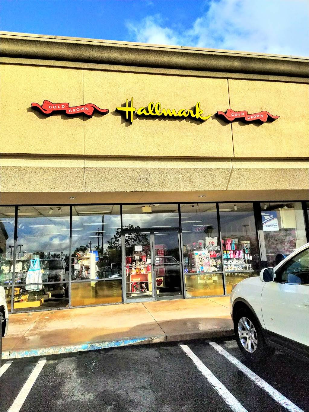 Cindys Hallmark Shop | 8905 Atlanta Avenue Landmark Plaza Shopping Center, Huntington Beach, CA 92646, USA | Phone: (714) 960-2453