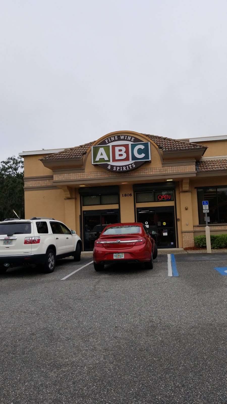 ABC Fine Wine & Spirits | 1808 Citrus Blvd, Leesburg, FL 34748 | Phone: (352) 787-5144