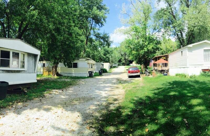 Glendale Mobile Home Park Community | 4175 W County Line Rd, Greenwood, IN 46142 | Phone: (317) 697-4012