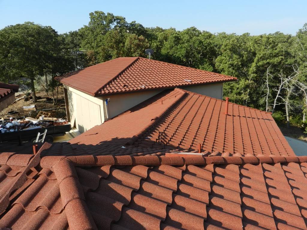 Texas Traditions Roofing - Storm Restoration contractor | 762 TX-121 BUS, Lewisville, TX 75057, USA | Phone: (469) 293-3656