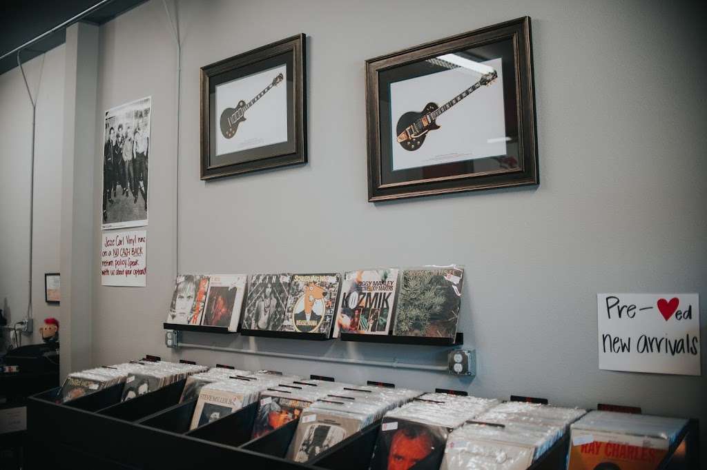 Jesse Carl Vinyl | 304 N Kentucky Ave #1150, Lakeland, FL 33801, USA | Phone: (863) 274-3880