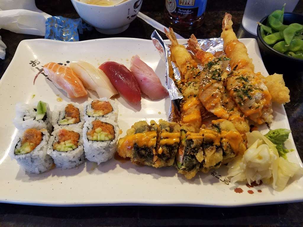 Hakuya Sushi | 3706, 161 W Dundee Rd, Buffalo Grove, IL 60089 | Phone: (847) 537-7707