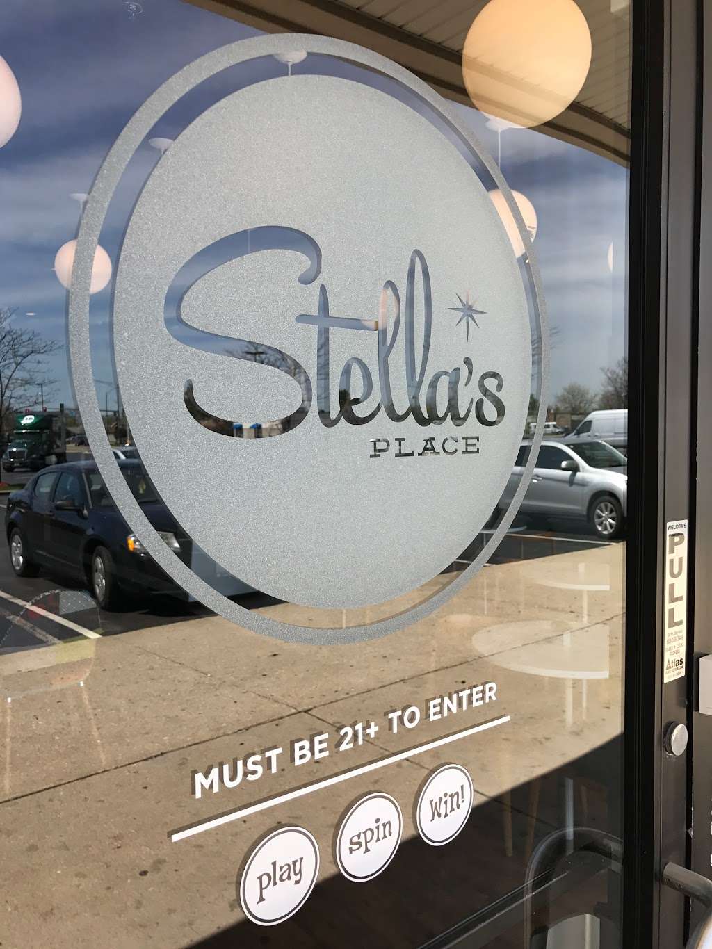Stellas Place | 2190 Bloomingdale Rd, Glendale Heights, IL 60139, USA | Phone: (630) 426-6781