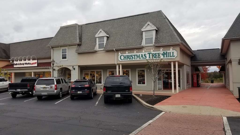 Christmas Tree Hill at Gettysburg Village | 1863 Gettysburg Village Dr, Gettysburg, PA 17325 | Phone: (717) 338-1292