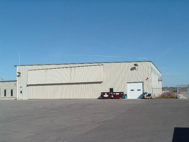 Middleton Municipal Airport | 8300 Airport Rd, Middleton, WI 53562, USA | Phone: (608) 827-1050