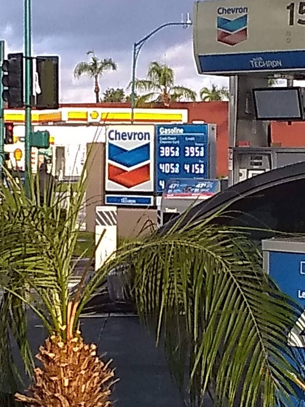 Chevron Anaheim | 1200 S Harbor Blvd, Anaheim, CA 92805, USA | Phone: (714) 991-5900