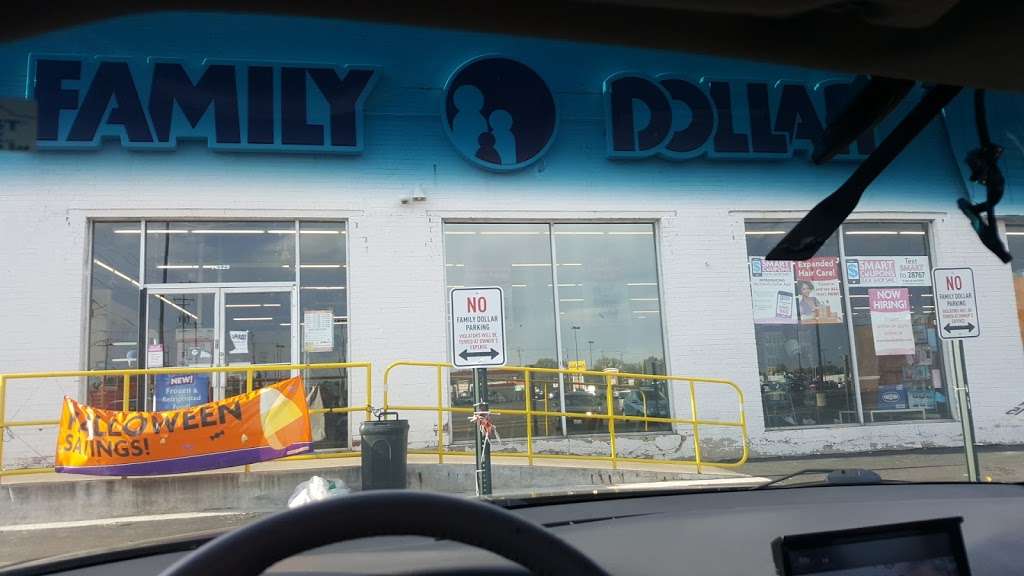 Family Dollar | 14929 Greenwood Rd, Dolton, IL 60419, USA | Phone: (708) 841-4221