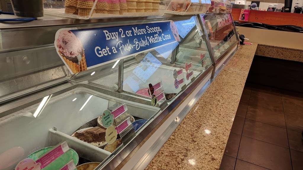 Baskin-Robbins | 1165 Barrington Rd, Schaumburg, IL 60194, USA | Phone: (847) 490-3540