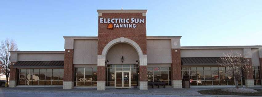 Electric Sun Tanning & Boutique - Gardner | 355 N Moonlight Rd, Gardner, KS 66030, USA | Phone: (913) 856-8268