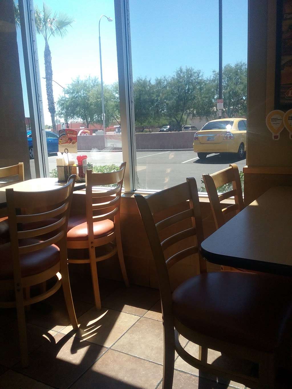 Dairy Queen | 3905 N 107th Ave, Avondale, AZ 85392, USA | Phone: (623) 772-5997