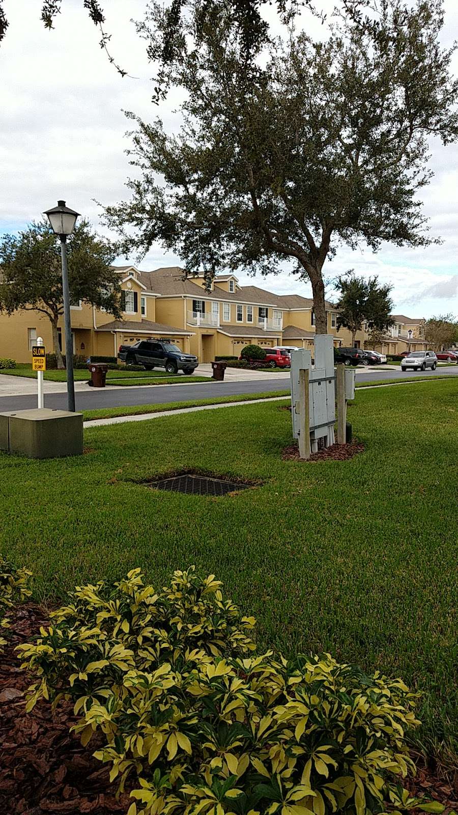 Town Homes of Floral Ridge | 2998 Ashland Ln S, Kissimmee, FL 34741, USA | Phone: (407) 870-2740