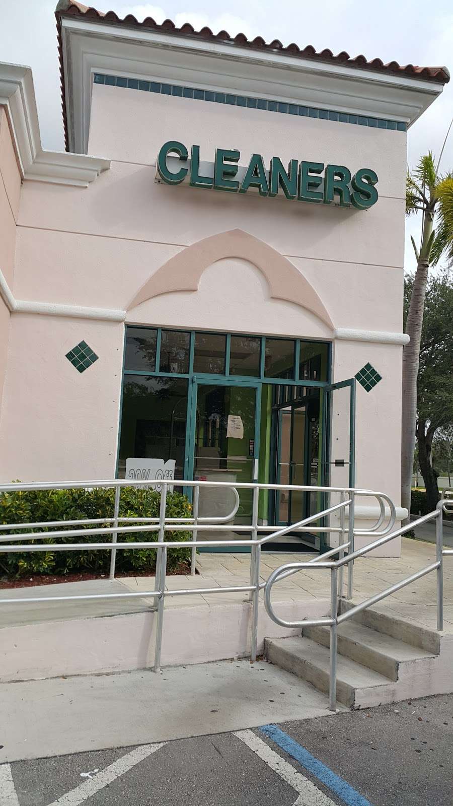 Couture Cleaners | 21401 Powerline Rd # 1, Boca Raton, FL 33433 | Phone: (561) 488-1884