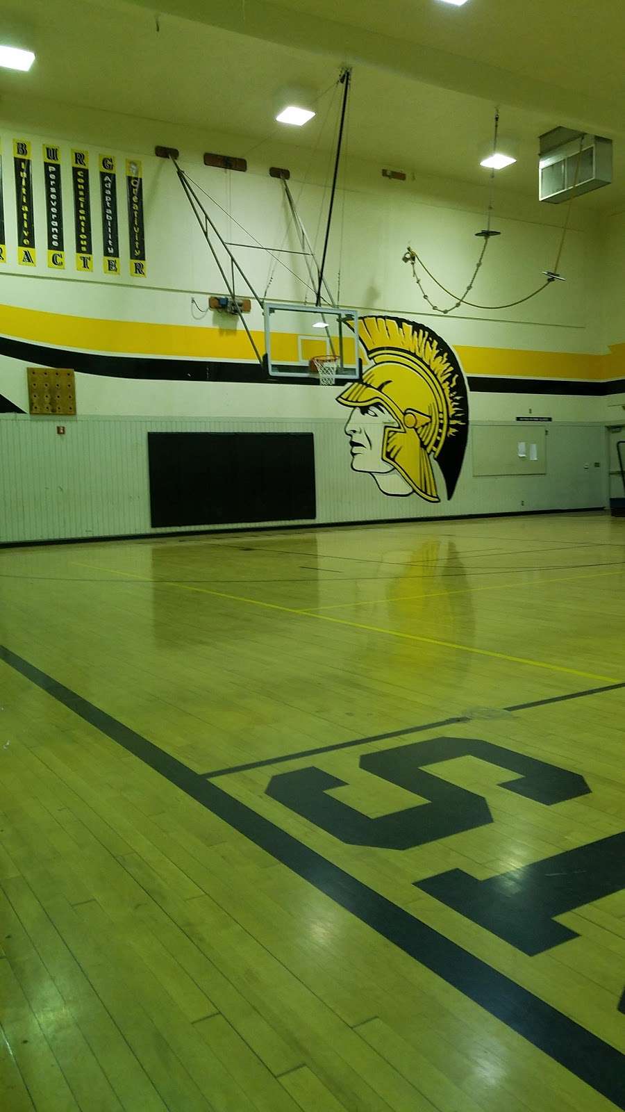 Sandburg Middle School | 819 W Bennett Ave, Glendora, CA 91741, USA | Phone: (626) 852-4530