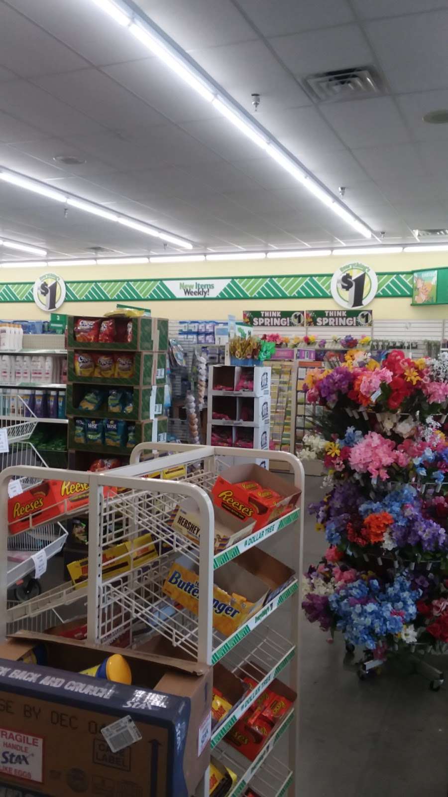 Dollar Tree | 5240 W Irlo Bronson Memorial Hwy, Kissimmee, FL 34746, USA | Phone: (321) 677-0340