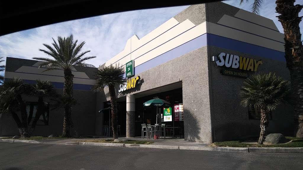 Subway Restaurants | 3991 Dean Martin Dr, Las Vegas, NV 89103, USA | Phone: (702) 734-6222